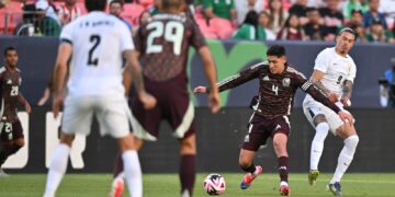 Uruguay despedaza a México 4 goles a 0 en Denver