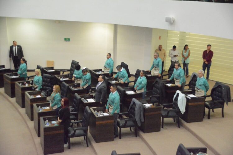 Diputados de Tamaulipas se ponen la verde