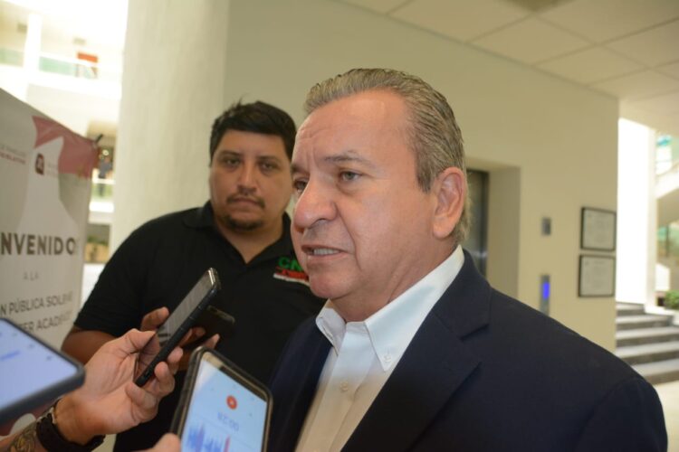 Se confunde Samuel García con el agua, dice Edgar Melhem