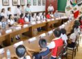 Sesionan alumnos de Victoria como Presidente y Regidores por un Día en Cabildo local
