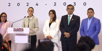 Presenta Américo Villarreal a Claudia Sheinbaum proyectos estratégicos de Tamaulipas