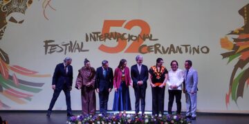 El Festival Internacional Cervantino recibe el premio Lo mejor de Guanajuato por México Desconocido