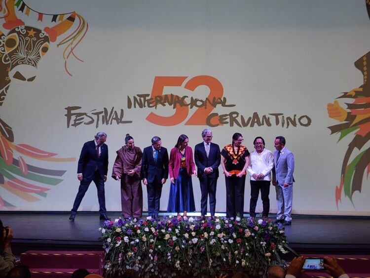 El Festival Internacional Cervantino recibe el premio Lo mejor de Guanajuato por México Desconocido