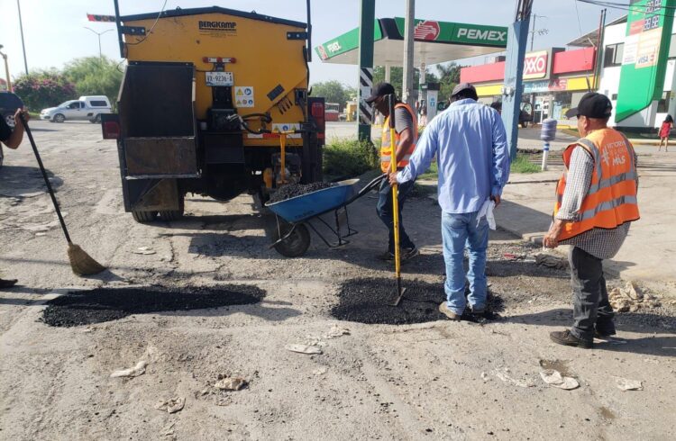 Activan Estado y Municipio programa emergente de bacheo