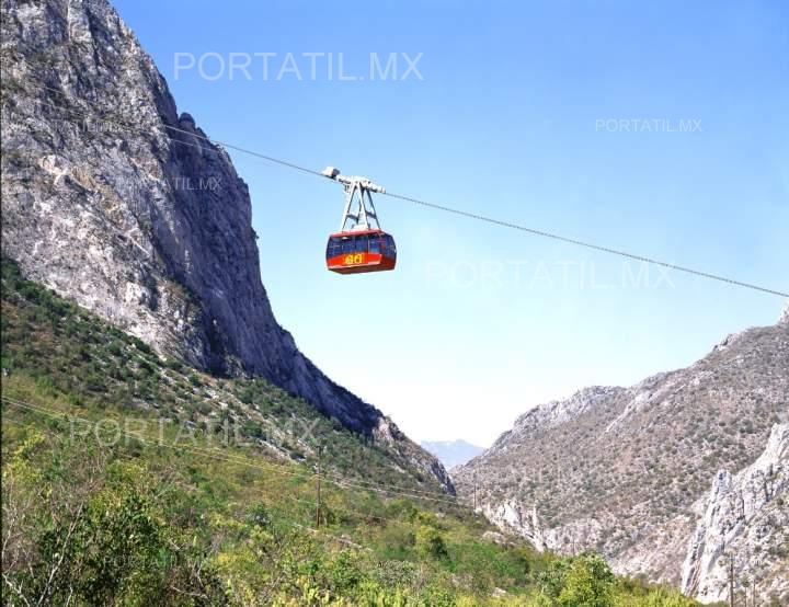Reactiva Nuevo León ícono de turismo: el teleférico de las Grutas de García