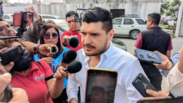 Alcalde Alberto Granados anuncia regulación y eliminación de la actividad de carretoneros en Matamoros