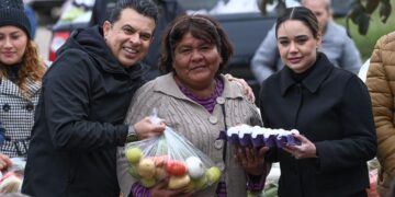 Con apoyo alimentario cuidan salud de familias vulnerables en Victoria