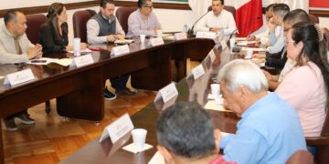 Evalúa Gabinete obras y programas en Victoria