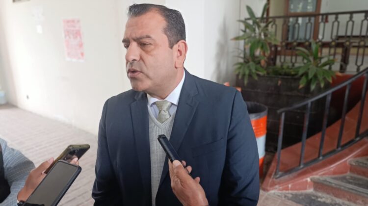 Elementos de tránsito en Victoria son suficientes, se invertirá en equiparlos: Hugo Reséndez