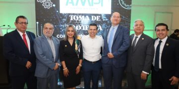 Se compromete Lalo Gattás a trabajar con el sector inmobiliario