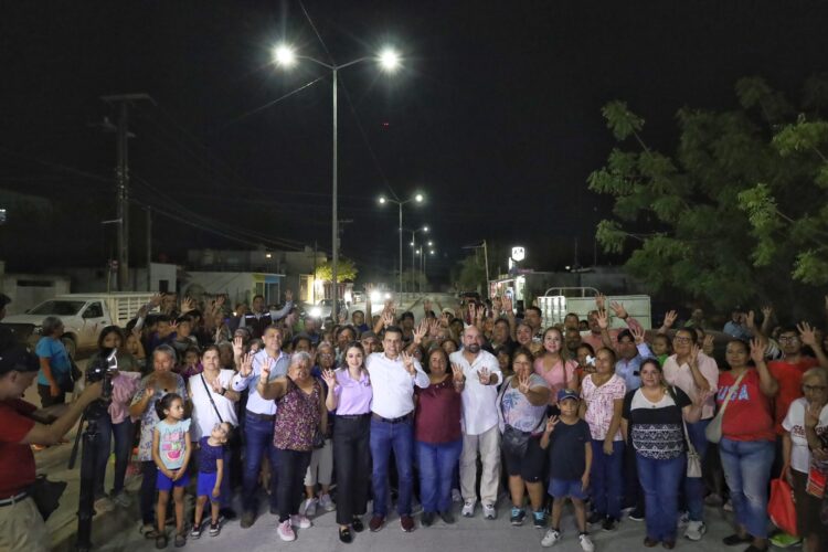 Reinstala Municipio alumbrado y regresa seguridad en Pajaritos