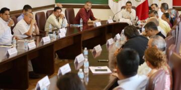 Preside Alcalde Mesa del Agua Municipal