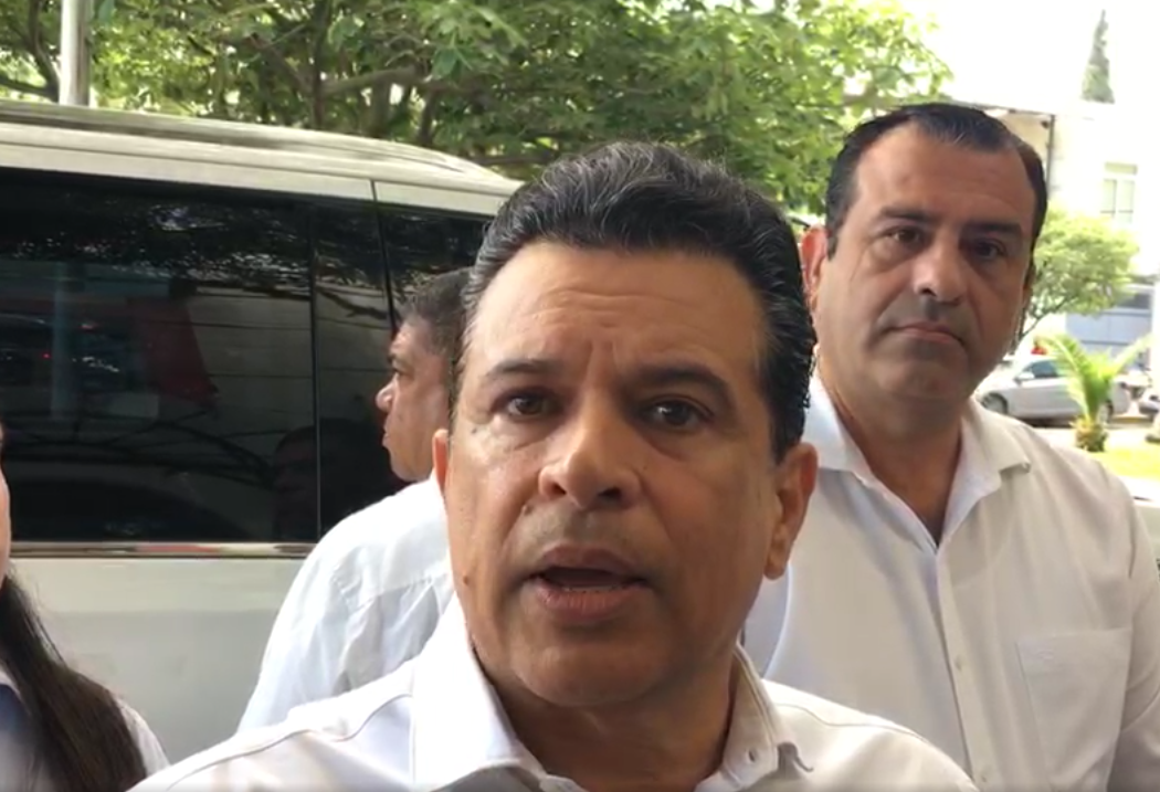 Tras las lluvias, intensifican bacheo en Victoria