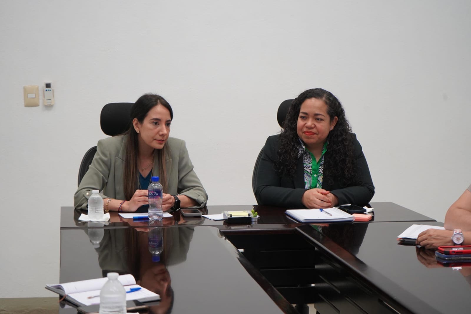 Fortalece UPV  entornos educativos seguros mediante investigación