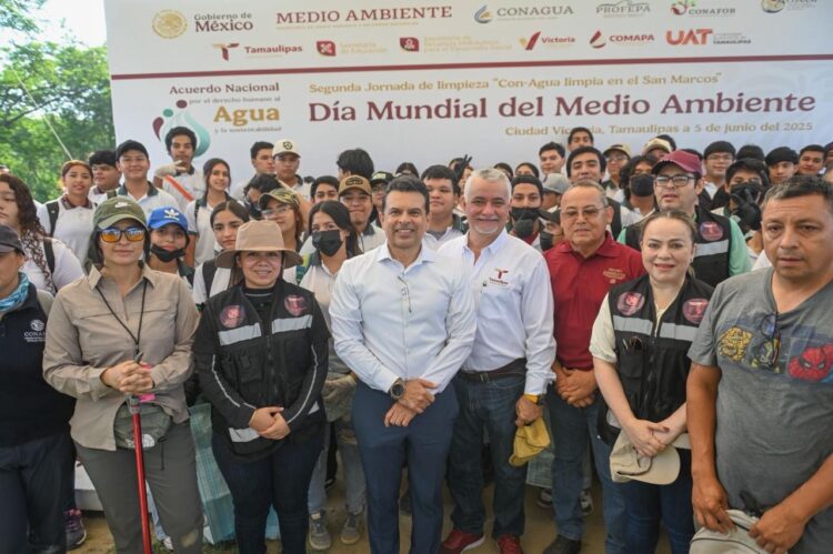 Sociedad y gobierno, sanean cauce del río San Marcos