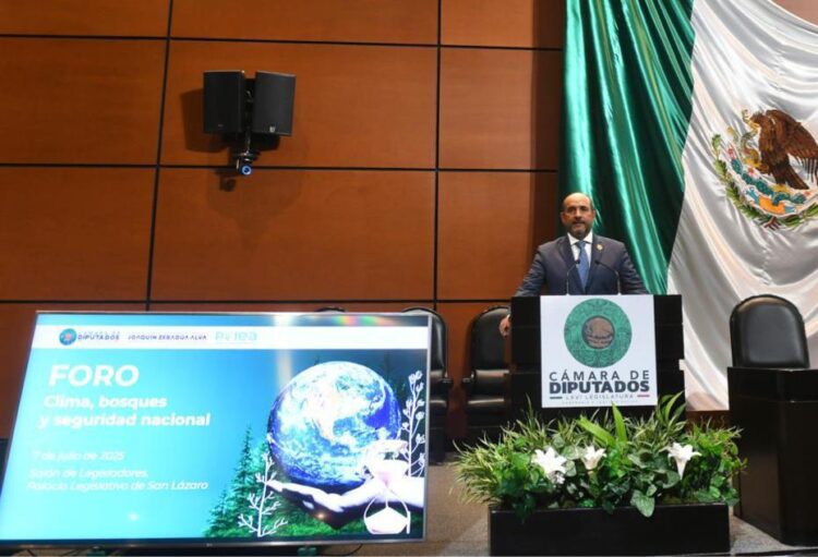 Participa Pepe Schekaiban en Foro Nacional sobre Cambio Climático y Seguridad Nacional