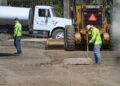 Supervisa Lalo Gattás obra de concreto hidráulico en la Simón Torres