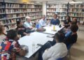 Dialoga Enrique Jonguitud con integrantes de un Círculo de Lectura 