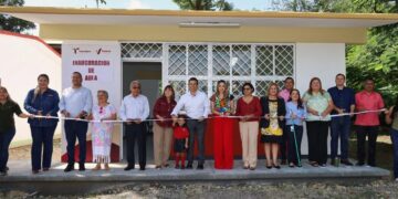 Entrega alcalde aula especial a jardín de niños Beatriz Ordóñez Acuña