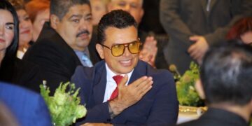 Reconoce Carlos Peña a Lalo Gattás como inspiración para salir adelante en tiempos difíciles