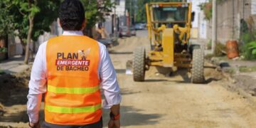 Atiende plan emergente de bacheo calles del centro de Victoria