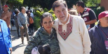 ¿Gobierno rico? anuncia Fernández Noroña viaje a Palestina