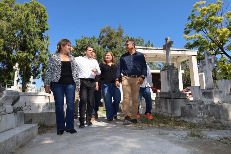 Listos panteones municipales para el Día de Muertos