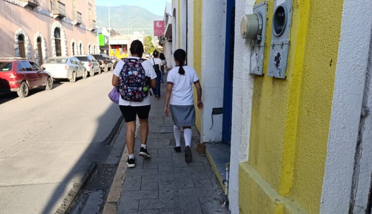 Impulsan ley para evitar mochilas pesadas en escuelas de Tamaulipas