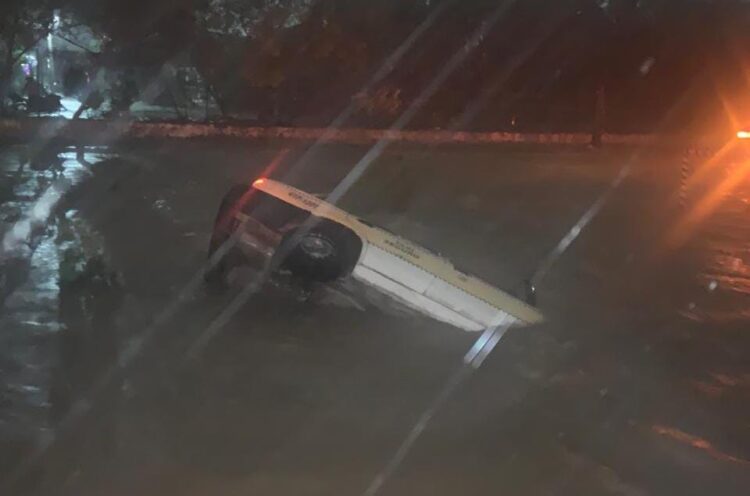 Atiende Protección Civil afectaciones por intensa lluvia