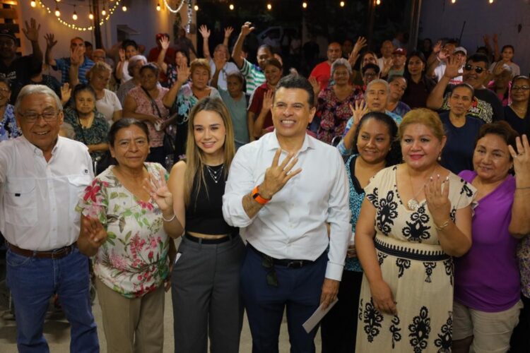 Conviven Lalo y Lucy con familias de la Miguel Alemán
