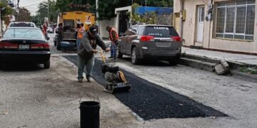 Rehabilita Municipio 960 m2 más de asfalto dañado