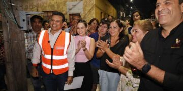 Con la instalación de 36 luminarias LED, refuerza Municipio seguridad en zona centro de Victoria