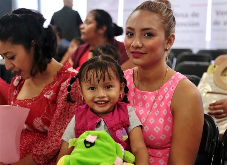 Revelan brechas de género que afectan a jefas de familia en Tamaulipas