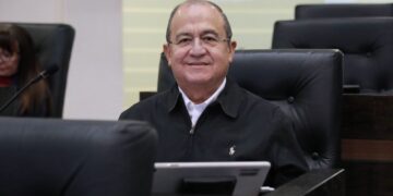 Diputado descarta desabasto de medicamentos pese a aumento de infecciones respiratorias