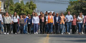 Rehabilitan pavimentación de la calle 27 Lauro Rendón