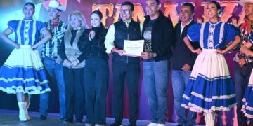 Con tamaliza celebran Día de la Candelaria en Victoria