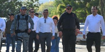 Atiende alcalde Lalo Gattás con mandos de seguridad reportes ciudadanos