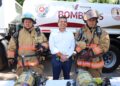 Entrega Lalo Gattás nuevo camión de bomberos y equipamiento a Protección Civil