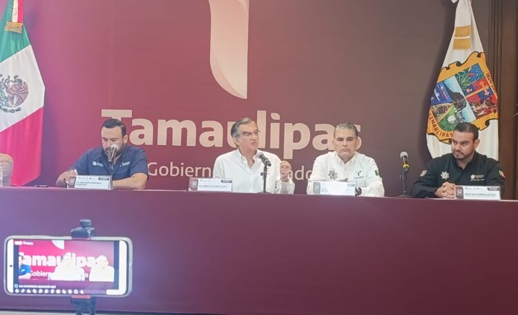 Informa el gobernador que llegó el Sargazo a Tamaulipas