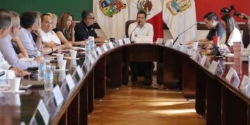 Cumple Lalo Gattás compromisos de territorio y audiencia pública