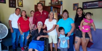 Recorre HP colonias, atendiendo en territorio a los reynosenses
