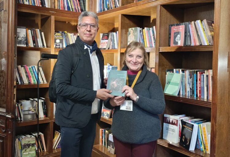 Roberto López y Enrique Jonguitud llevan la poesía a la Casa de la Cultura de Buenos Aires