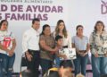 Inician Lucy y Lalo segunda entrega de programa alimentario Voluntad de Ayudar