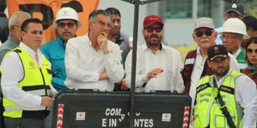 Continúan trabajos de rescate tras accidente en el acueducto Victoria