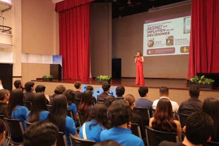 Llevan estrategia de prevención del delito a estudiantes universitarios en Victoria