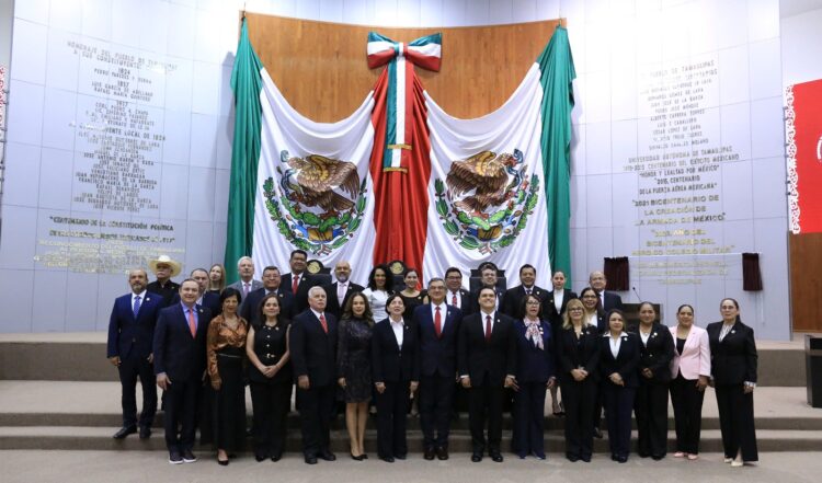 Encabeza Américo Villarreal reconocimiento a la Benemérita Escuela Normal Federalizada