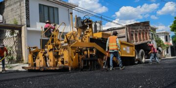 Refuerza Municipio pavimentación y rehabilitación de calles en Victoria