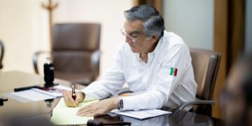 Abre Américo puerta a nuevos cambios en gabinete estatal