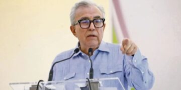 Rocha Moya retoma la gubernatura de Sinaloa tras 112 días