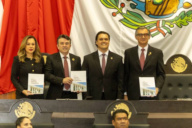 Hace historia Humberto Prieto con primer informe de labores del Congreso